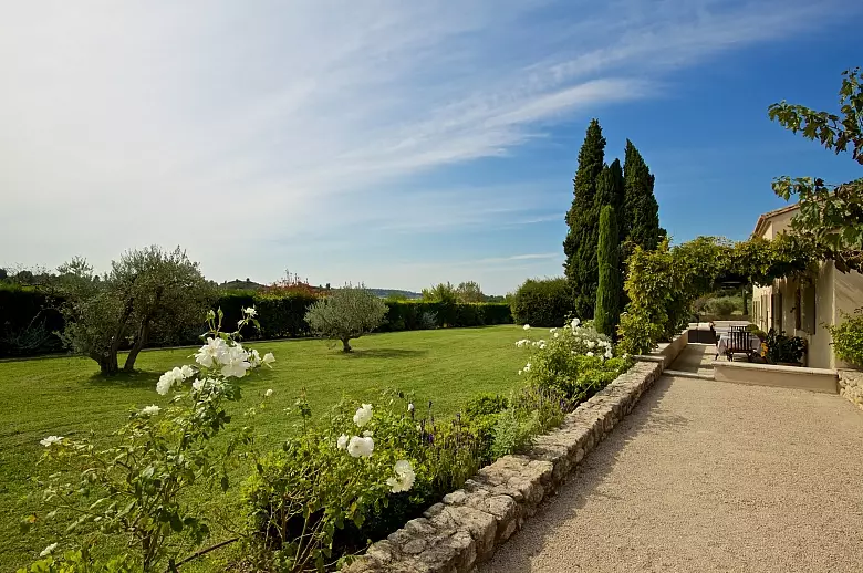 Luxury Alpilles 15 - Location villa de luxe - Provence / Cote d Azur / Mediterran. - ChicVillas - 3